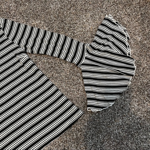 English Factory Black & White Bell Long Sleeve - Picture 6 of 7